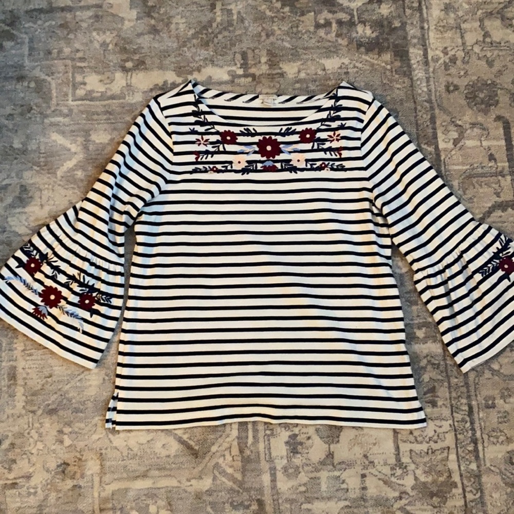 J Crew 3/4 bell sleeve with details